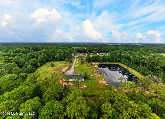 3015 Bonita Road, Gautier, MS 39553