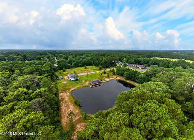3015 Bonita Road, Gautier, MS 39553