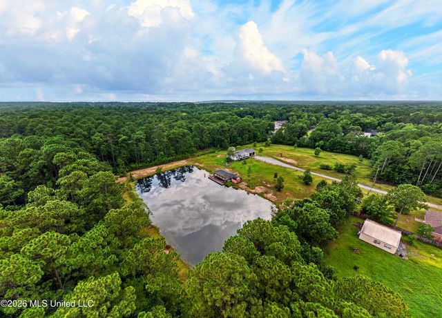 3015 Bonita Road, Gautier, MS 39553