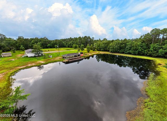 3015 Bonita Road, Gautier, MS 39553