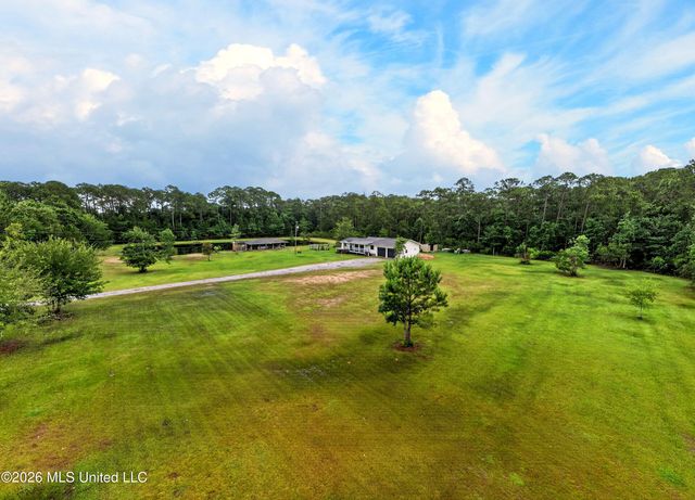 3015 Bonita Road, Gautier, MS 39553