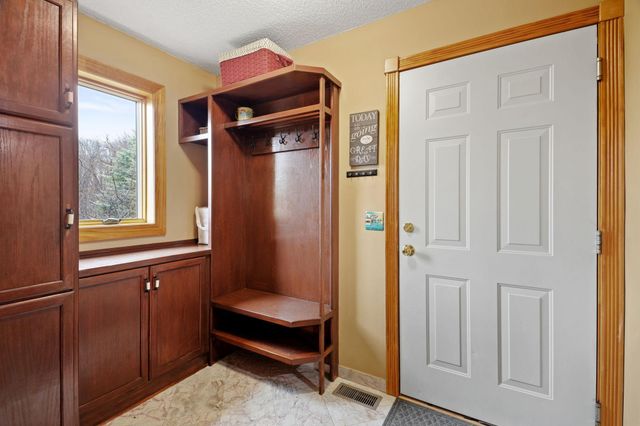 7645 84th Avenue N, Greenfield, MN 55373