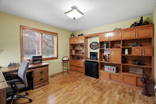 7645 84th Avenue N, Greenfield, MN 55373