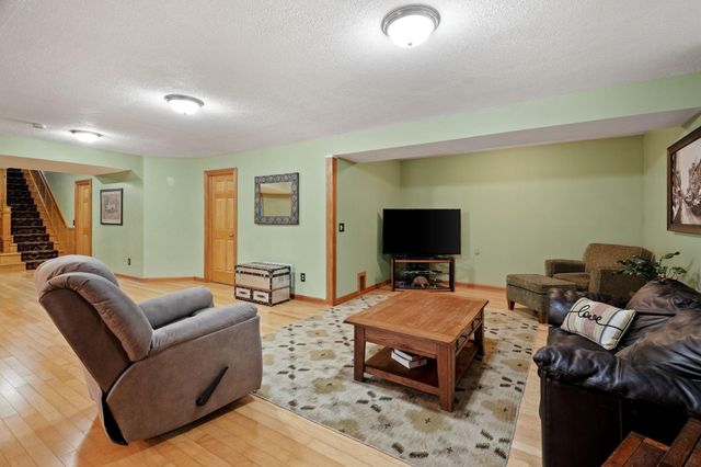 7645 84th Avenue N, Greenfield, MN 55373