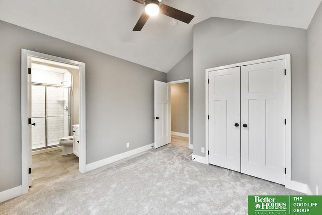 19058 Camelback Circle, Gretna, NE 68136