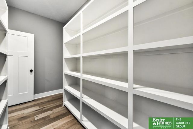 19058 Camelback Circle, Gretna, NE 68136