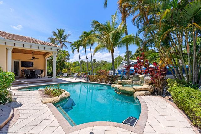 841 Harbour Isle Place, North Palm Beach, FL 33410