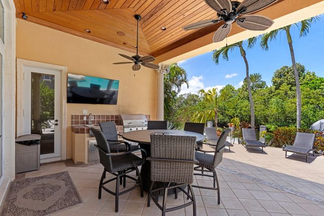 841 Harbour Isle Place, North Palm Beach, FL 33410