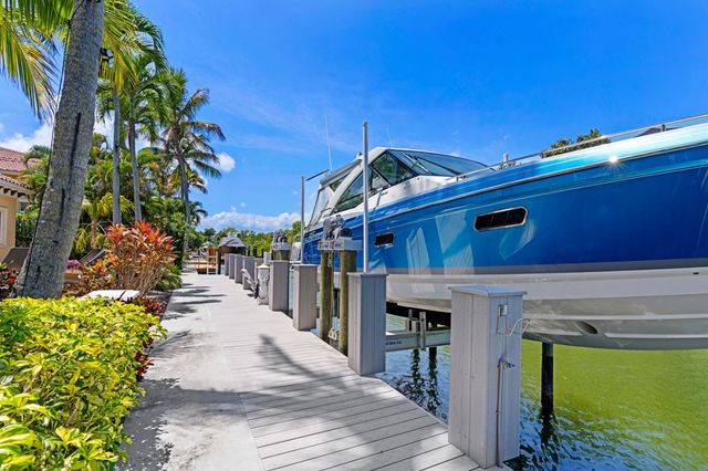 841 Harbour Isle Place, North Palm Beach, FL 33410