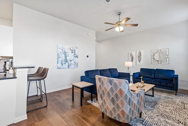 4307 Hebron Street, Irving, TX 75061