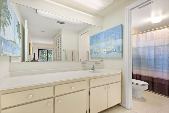 11863 Wimbledon Circle 426, Wellington, FL 33414