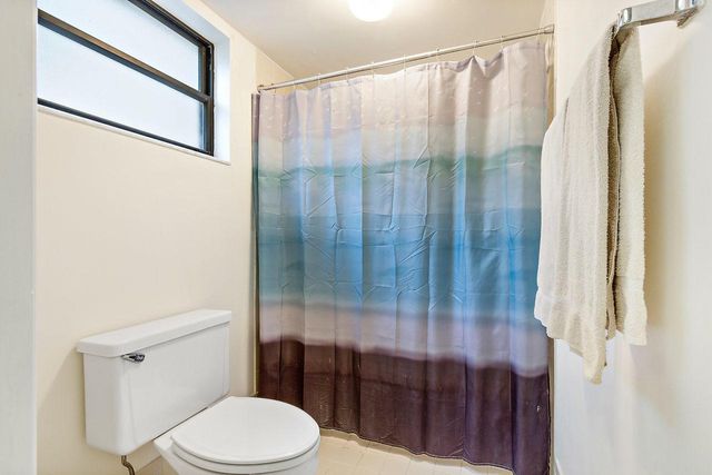 11863 Wimbledon Circle 426, Wellington, FL 33414