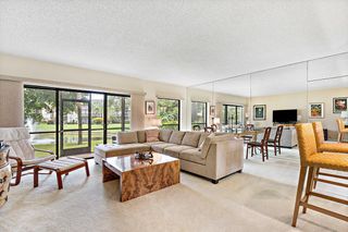 11863 Wimbledon Circle 426, Wellington, FL 33414
