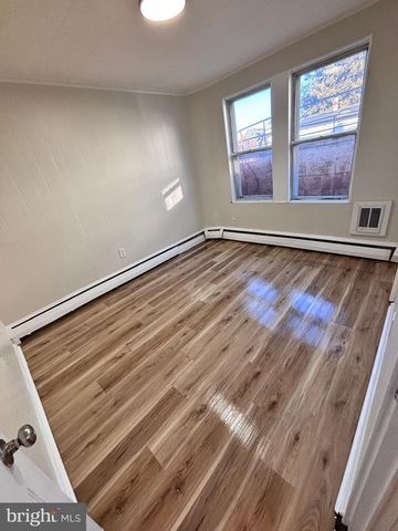 343 CHESTNUT ST, Reading, PA 19602