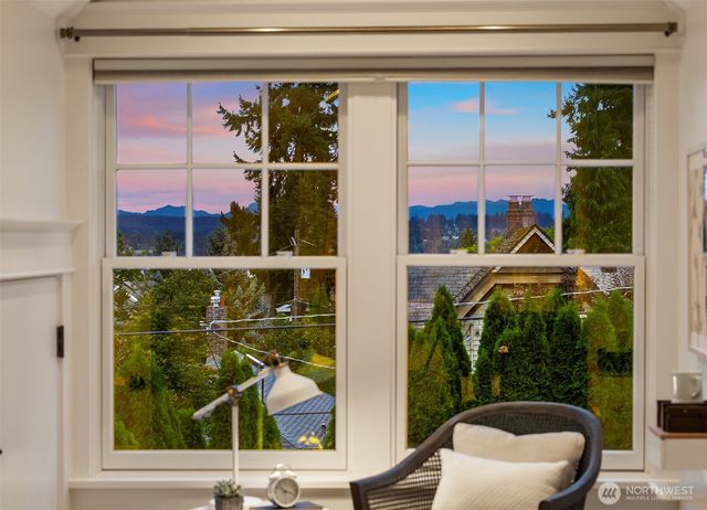 1508 37th Avenue E, Seattle, WA 98112
