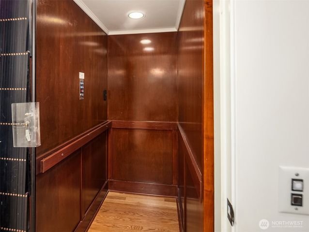 1508 37th Avenue E, Seattle, WA 98112