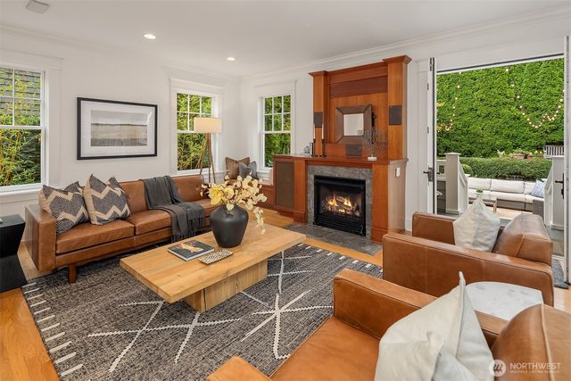 1508 37th Avenue E, Seattle, WA 98112