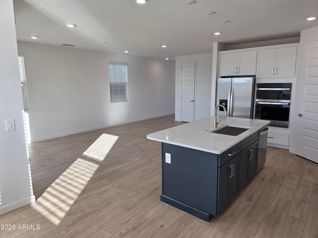 9730 S 11TH Place S, Phoenix, AZ 85042