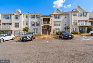 8206-B CROSSBROOK CT #201, Lorton, VA 22079