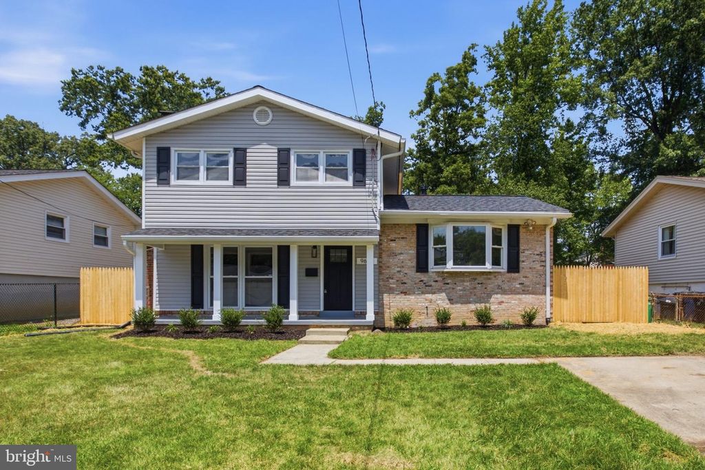 9602 DUBARRY AVE, Lanham, MD 20706