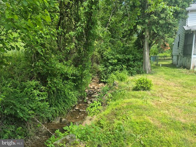147 CRISSINGER HILL RD, Sunbury, PA 17801