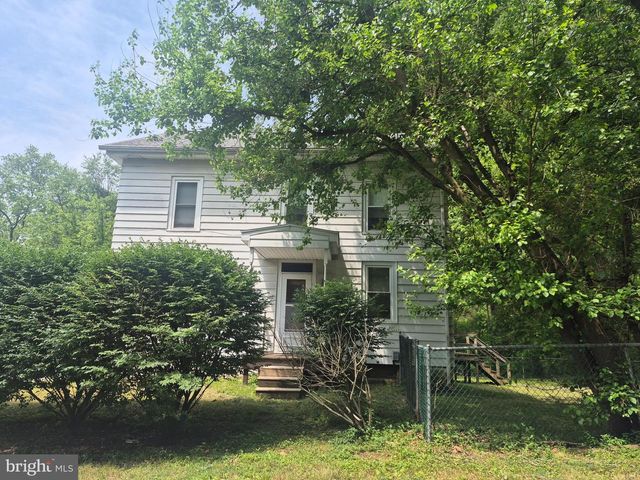147 CRISSINGER HILL RD, Sunbury, PA 17801