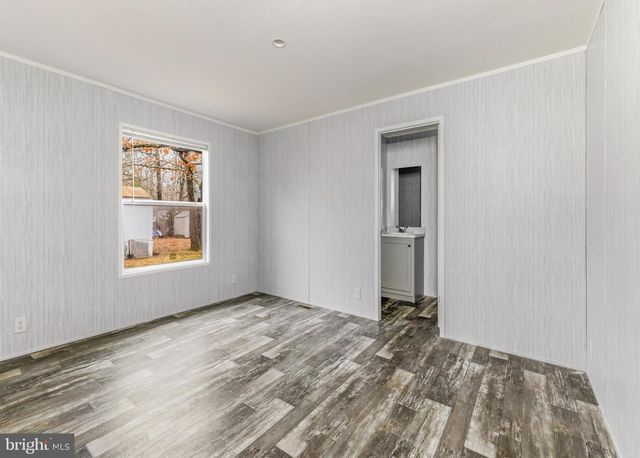 29 APPLEWOOD LN, Pittsgrove, NJ 08318