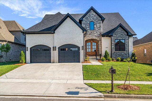 2624 Lucca Place, Lexington, KY 40509