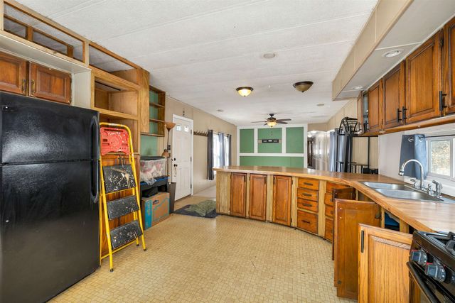 12 Cornwall Avenue, Exeter, NH 03833