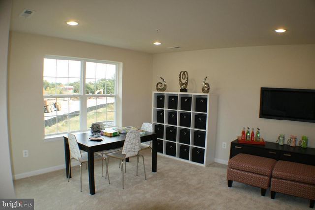 1610 SUN HIGH TER, Severn, MD 21144
