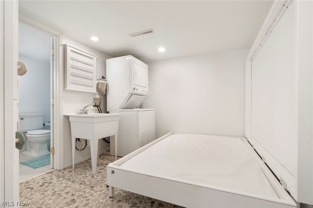 3144 Rockwood Drive SW, Carrollton, OH 44615