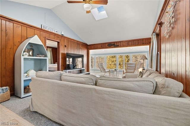 3144 Rockwood Drive SW, Carrollton, OH 44615