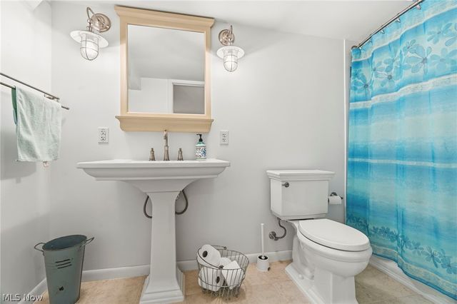 3144 Rockwood Drive SW, Carrollton, OH 44615