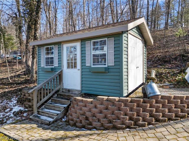 3144 Rockwood Drive SW, Carrollton, OH 44615