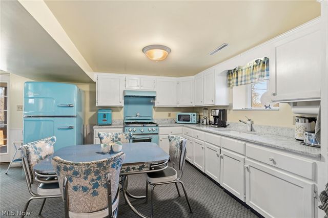 3144 Rockwood Drive SW, Carrollton, OH 44615