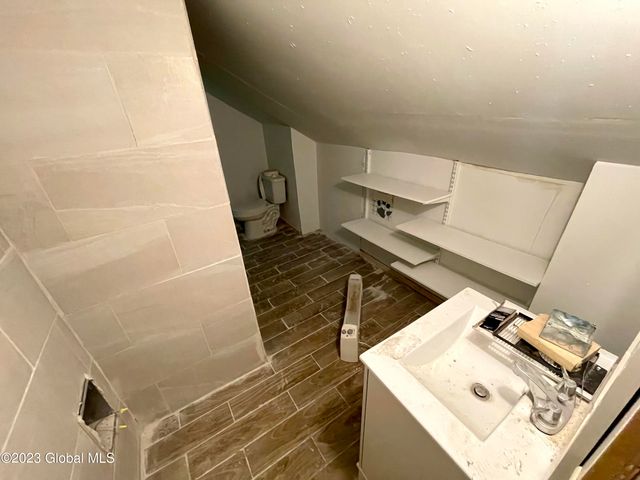 197 Vrooman Avenue, Amsterdam, NY 12010