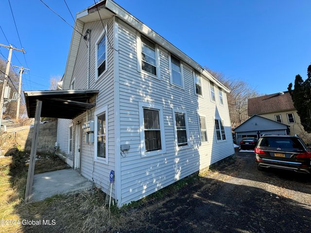 197 Vrooman Avenue, Amsterdam, NY 12010