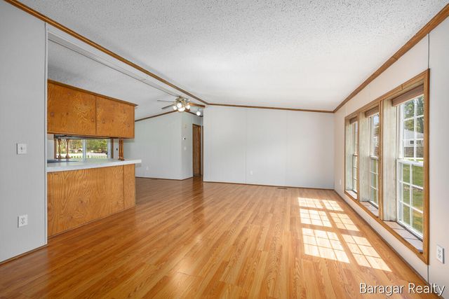 8965 Holton Road, Holton, MI 49425