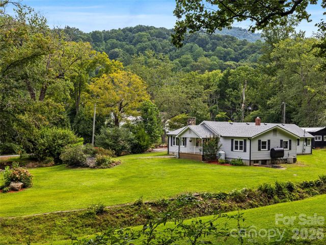 91 Rice Branch Road, Asheville, NC 28804