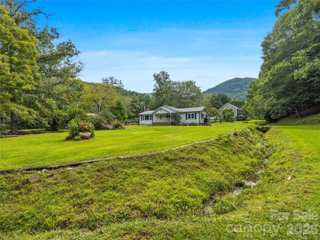 91 Rice Branch Road, Asheville, NC 28804