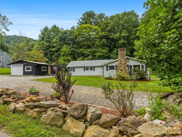 91 Rice Branch Road, Asheville, NC 28804