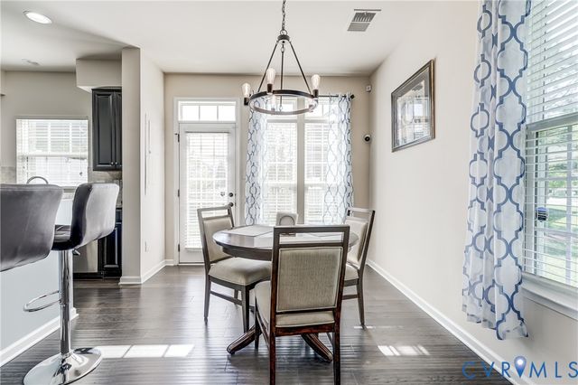 8933 Ringview Dr, Mechanicsville, VA 23116