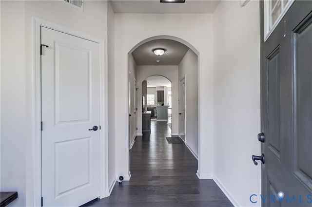 8933 Ringview Dr, Mechanicsville, VA 23116