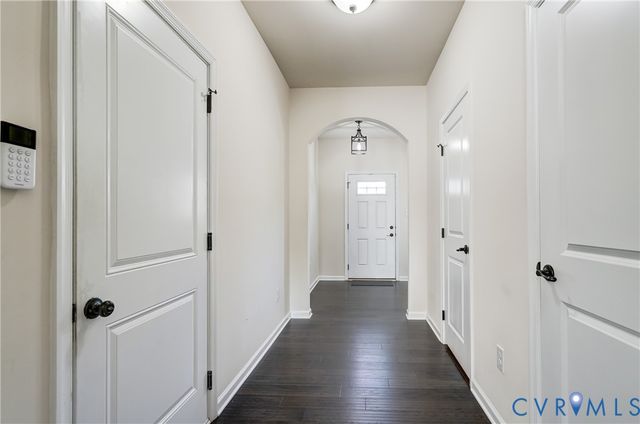 8933 Ringview Dr, Mechanicsville, VA 23116