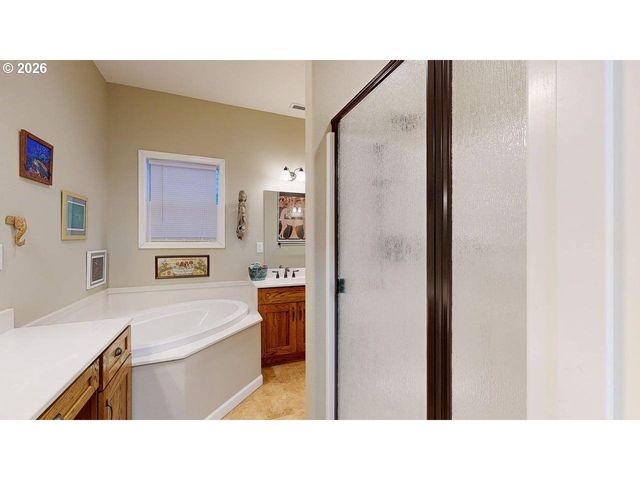 7200 VISTA RIDGE Dr, Brookings, OR 97415