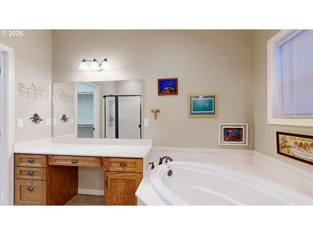 7200 VISTA RIDGE Dr, Brookings, OR 97415