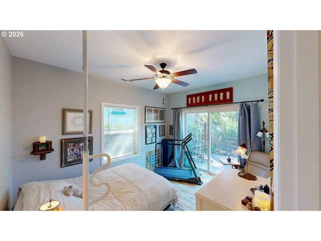 7200 VISTA RIDGE Dr, Brookings, OR 97415