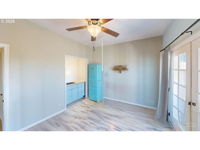 7200 VISTA RIDGE Dr, Brookings, OR 97415