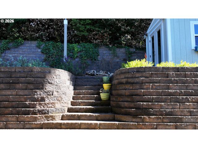 7200 VISTA RIDGE Dr, Brookings, OR 97415
