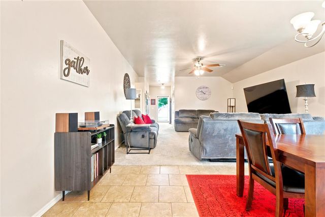 19501 Vista Avenue, Edmond, OK 73012